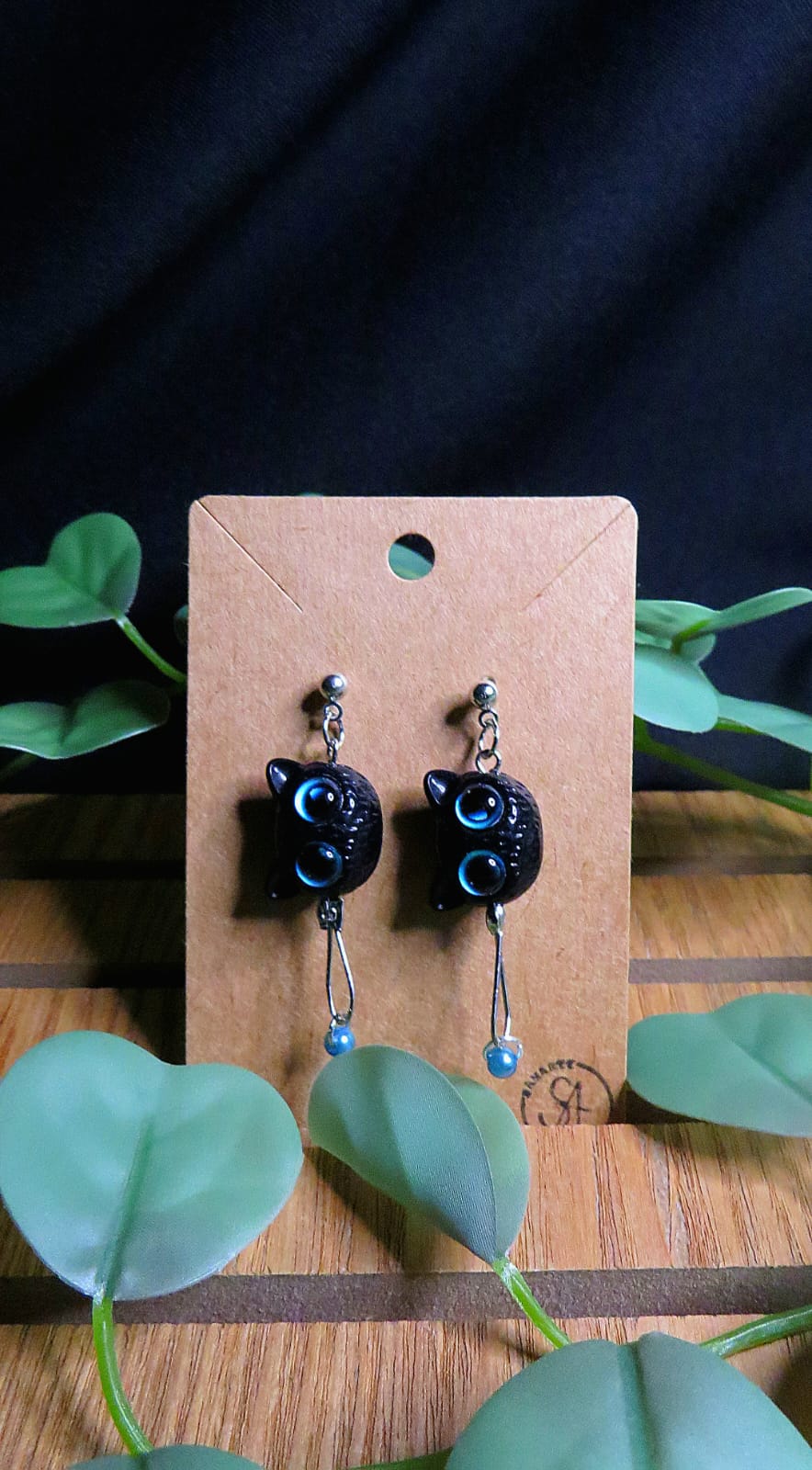 Earrings black cat
